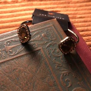 The Limited cuff bracelet with bronze colored gems